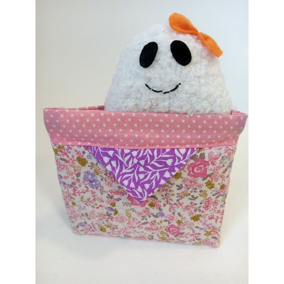 Hand-Sewn Mixed Print Quilted Tissue Jewelry Makeup 5x5 Pouch - Picture 1 of 5